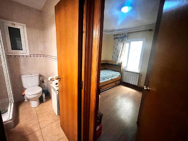 Imagen 14 Inmueble 305097 - Piso en venta en Olesa De Montserrat / Zona de Poble Sec