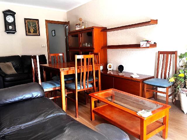 Imagen 5 Inmueble 305097 - Piso en venta en Olesa De Montserrat / Zona de Poble Sec