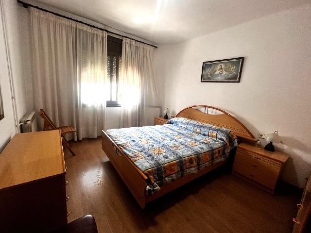 Imagen 16 Inmueble 305097 - Piso en venta en Olesa De Montserrat / Zona de Poble Sec