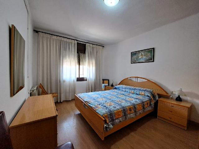 Imagen 10 Inmueble 305097 - Piso en venta en Olesa De Montserrat / Zona de Poble Sec