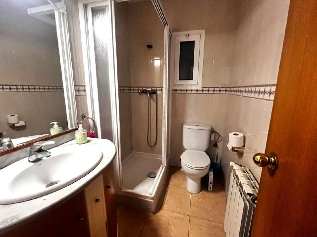 Imagen 21 Inmueble 305097 - Piso en venta en Olesa De Montserrat / Zona de Poble Sec