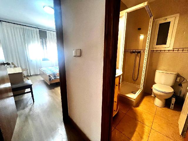 Imagen 15 Inmueble 305097 - Piso en venta en Olesa De Montserrat / Zona de Poble Sec