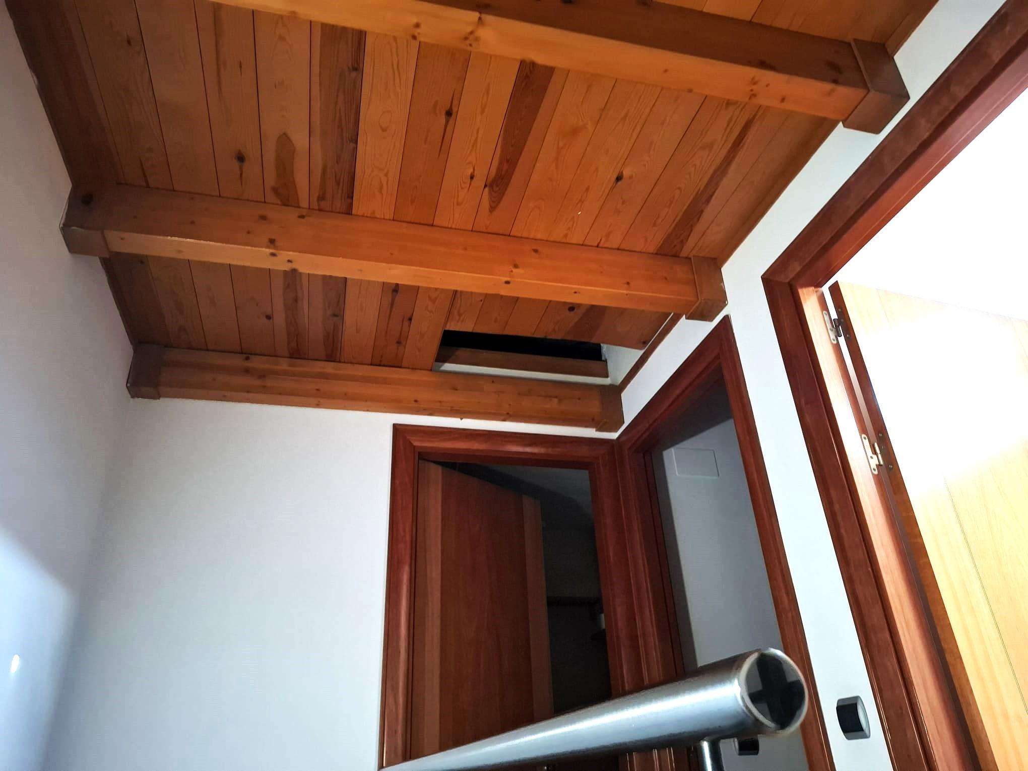 Imagen 11 Dúplex en venta en Olesa De Montserrat / Zona centro, cerca de La Passió.