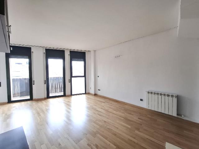 Imagen 3 Inmueble 305210 - Dúplex en venta en Olesa De Montserrat / Zona centro, cerca de La Passió.