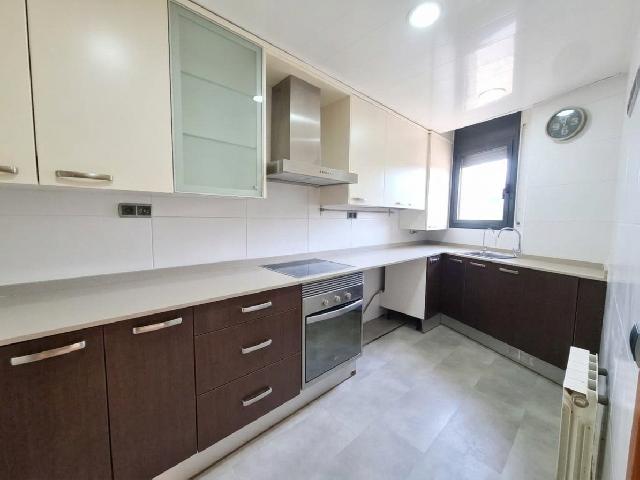 Imagen 7 Inmueble 305210 - Dúplex en venta en Olesa De Montserrat / Zona centro, cerca de La Passió.