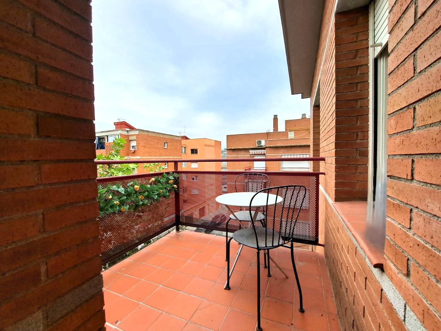Imagen 2 Piso en venta en Sant Andreu De La Barca / Zona del Pla de l´Estació