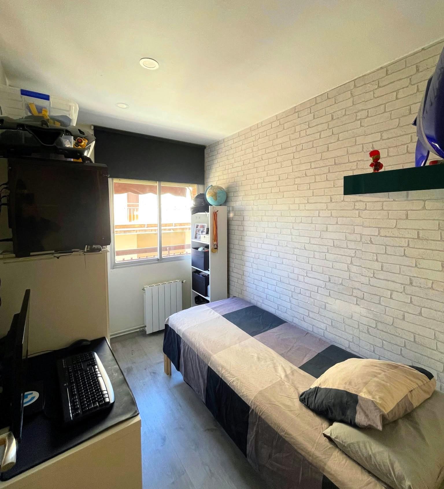 Imagen 22 Piso en venta en Olesa De Montserrat / En pleno centro