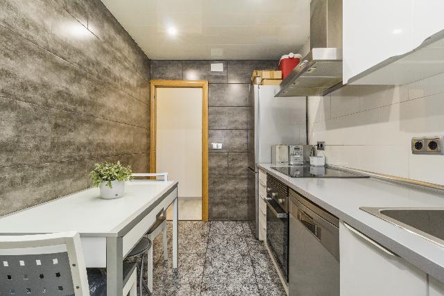 Imagen 8 Inmueble 306673 - Piso en venta en Olesa De Montserrat / En pleno centro