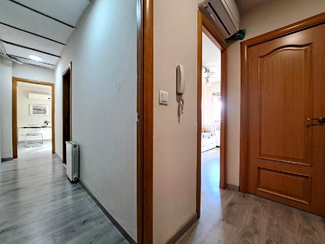 Imagen 10 Inmueble 306673 - Piso en venta en Olesa De Montserrat / En pleno centro