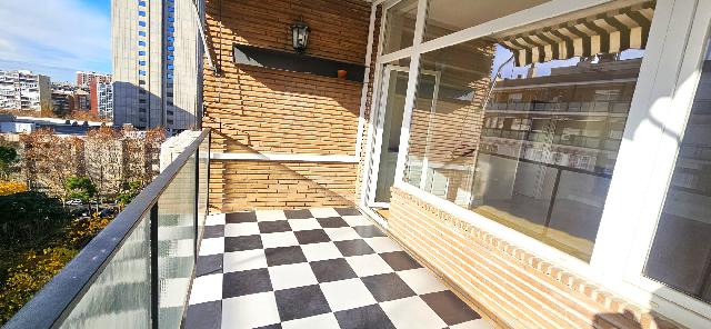 Imagen 1 Inmueble 298896 - Piso en venta en Madrid / Cerca del metro Colombia 