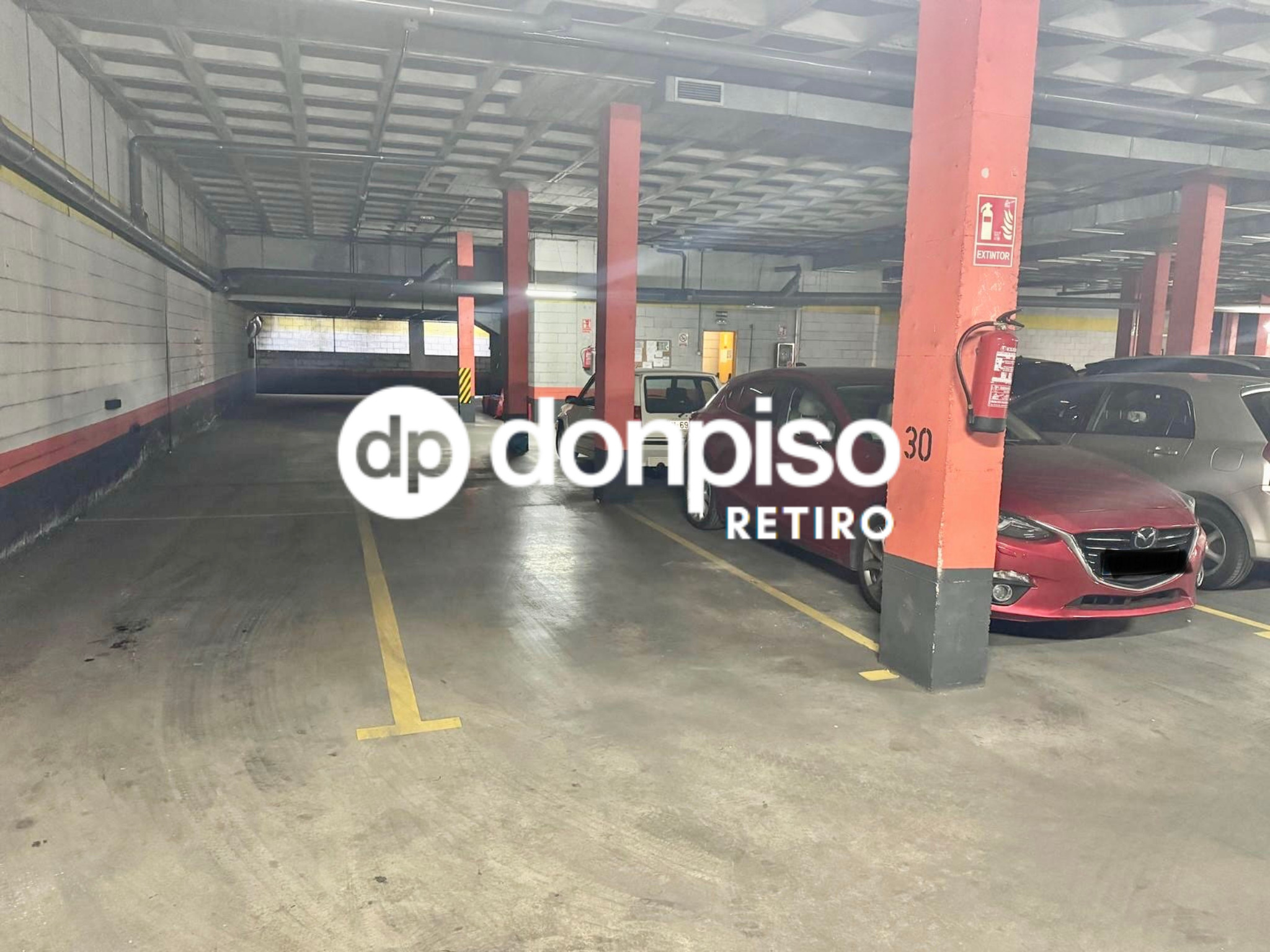 Imagen 1 Parking Coche en alquiler en Madrid / Al lado de la Iglesia