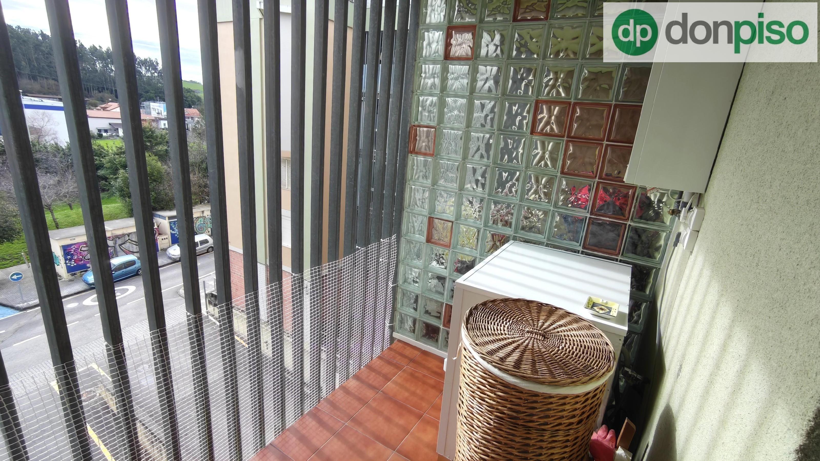 Imagen 20 Piso en venta en Santa Cruz De Bezana / Urbanización Bezana Lago, en el centro de Bezana 