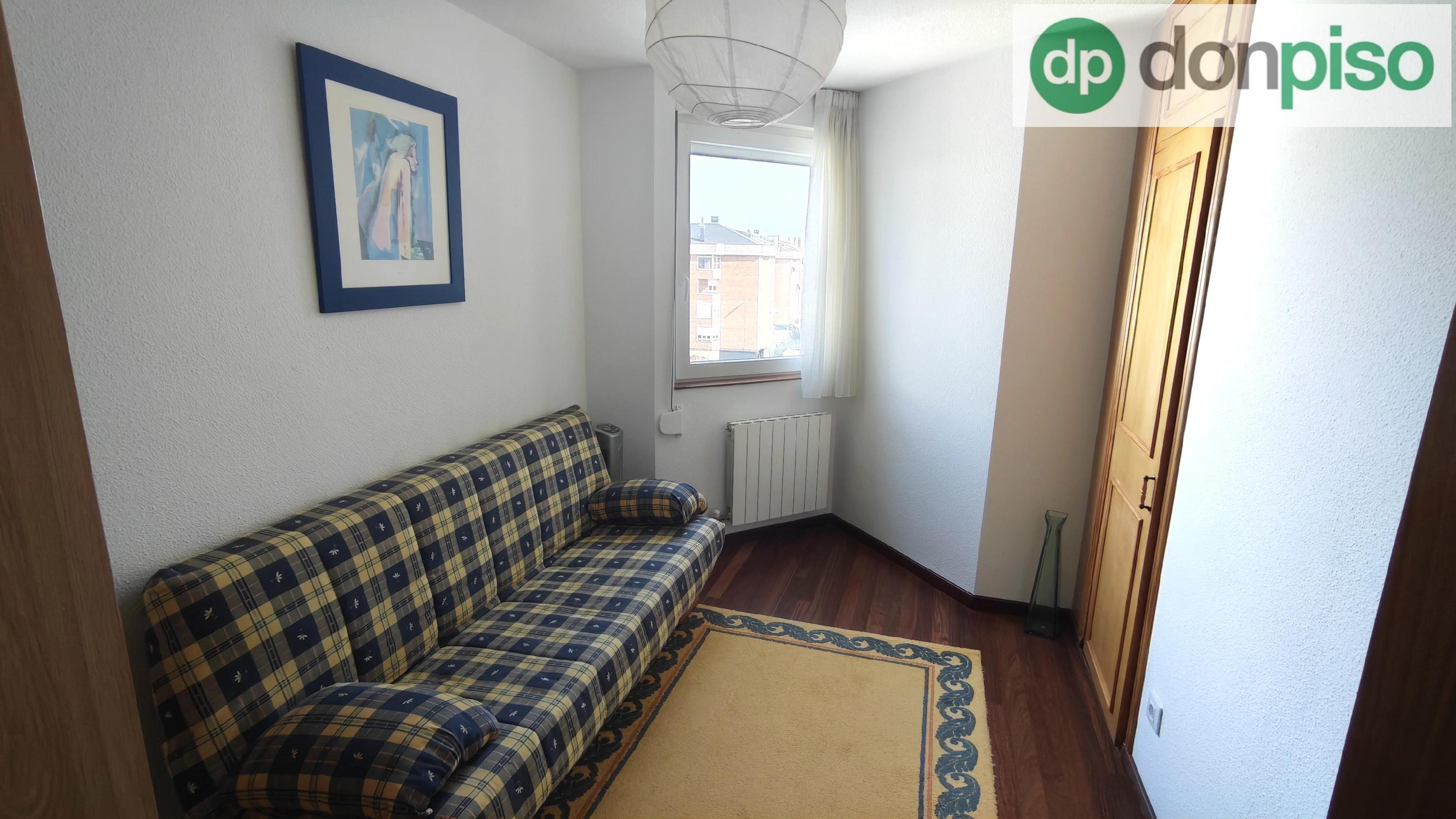 Imagen 10 Piso en venta en Santa Cruz De Bezana / Urbanización Bezana Lago, en el centro de Bezana 