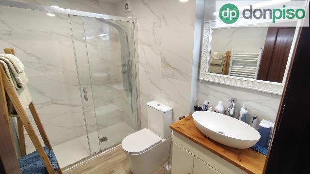 Imagen 22 Inmueble 300970 - Piso en venta en Santa Cruz De Bezana / Urbanización Bezana Lago, en el centro de Bezana 