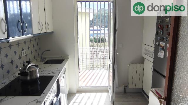 Imagen 16 Inmueble 300970 - Piso en venta en Santa Cruz De Bezana / Urbanización Bezana Lago, en el centro de Bezana 