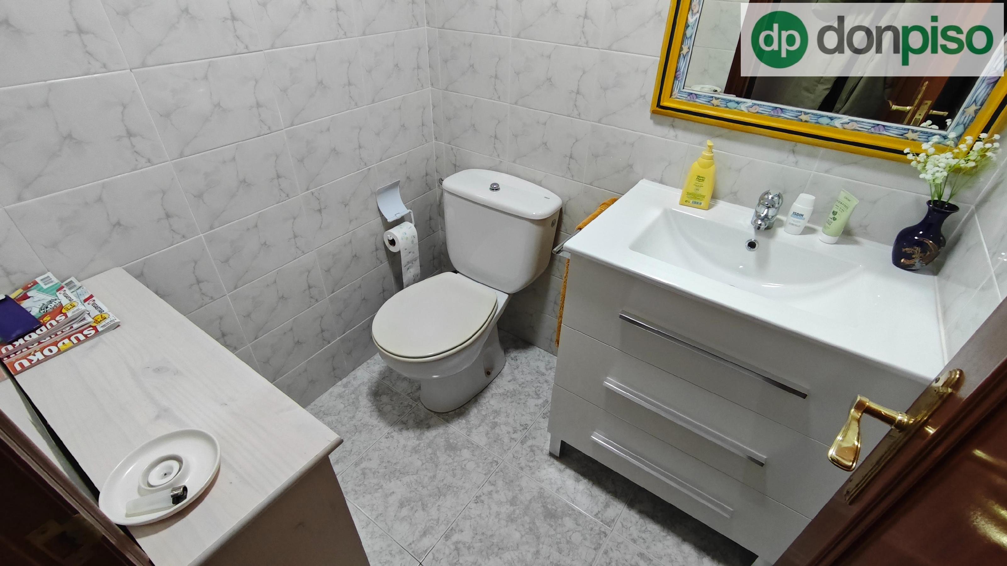 Imagen 24 Piso en venta en Santa Cruz De Bezana / Urbanización Bezana Lago, en el centro de Bezana 