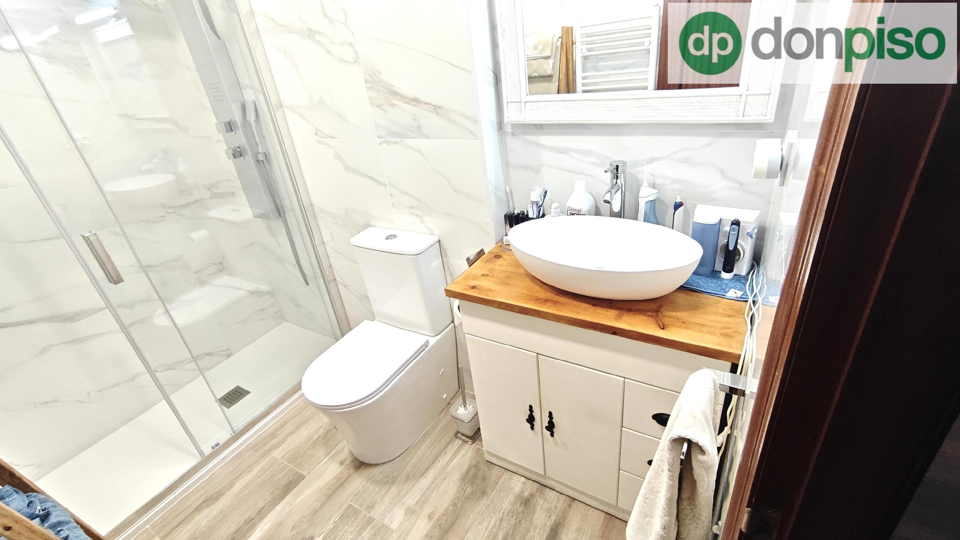 Imagen 23 Piso en venta en Santa Cruz De Bezana / Urbanización Bezana Lago, en el centro de Bezana 