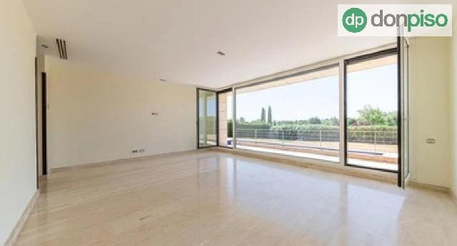 Imagen 9 Inmueble 301058 - Casa Aislada en venta en Pozuelo De Alarcón / Prestigiosa Urbanización La Finca 