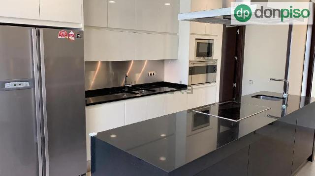 Imagen 19 Inmueble 301058 - Casa Aislada en venta en Pozuelo De Alarcón / Prestigiosa Urbanización La Finca 