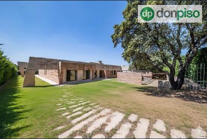 Imagen 5 Inmueble 301058 - Casa Aislada en venta en Pozuelo De Alarcón / Prestigiosa Urbanización La Finca 