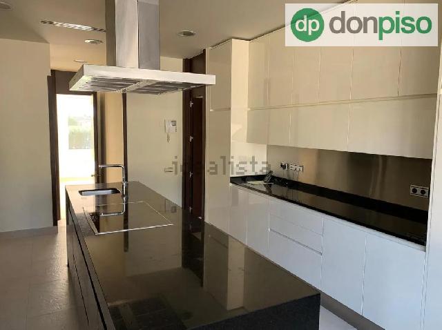Imagen 21 Inmueble 301058 - Casa Aislada en venta en Pozuelo De Alarcón / Prestigiosa Urbanización La Finca 