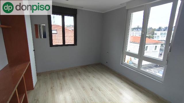 Imagen 17 Inmueble 301125 - Piso en venta en Torrelavega / Frente al Parque de la Llama 