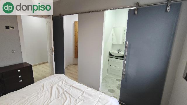 Imagen 10 Inmueble 301125 - Piso en venta en Torrelavega / Frente al Parque de la Llama 