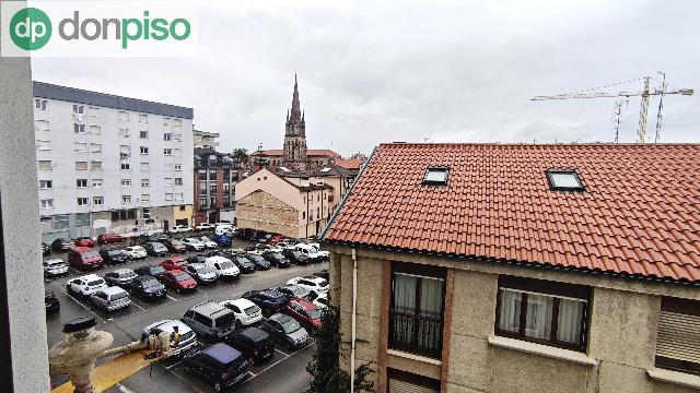 Imagen 27 Inmueble 301125 - Piso en venta en Torrelavega / Frente al Parque de la Llama 