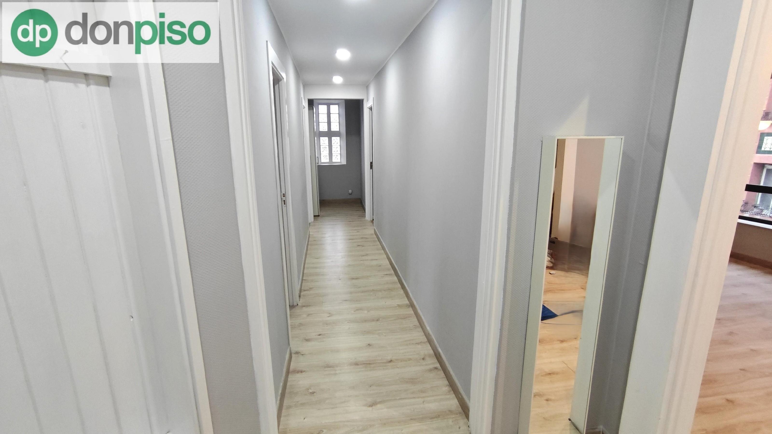 Imagen 19 Piso en venta en Torrelavega / Frente al Parque de la Llama 