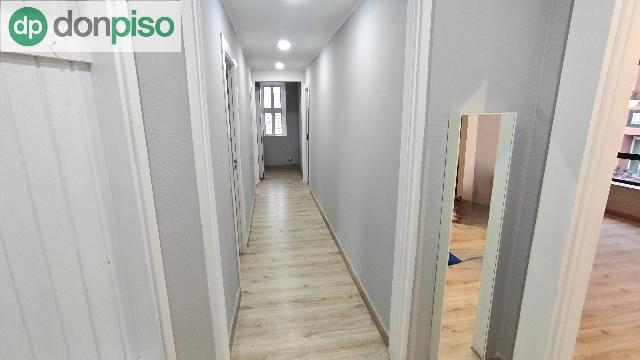 Imagen 19 Inmueble 301125 - Piso en venta en Torrelavega / Frente al Parque de la Llama 