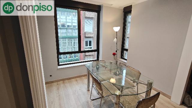 Imagen 5 Inmueble 301125 - Piso en venta en Torrelavega / Frente al Parque de la Llama 