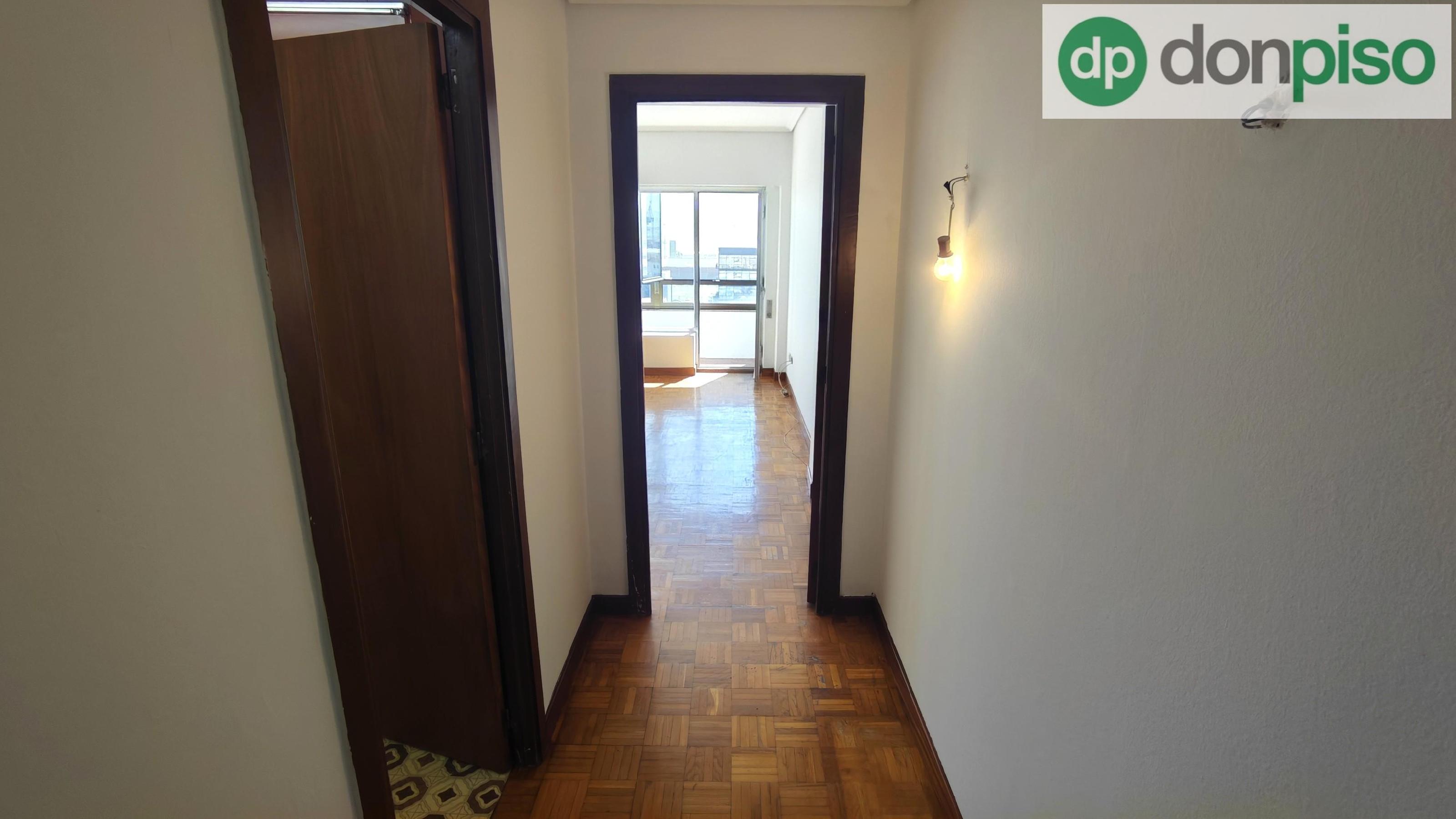 Imagen 17 Piso en venta en Santander / A 10 minutos del Ayuntamiento 