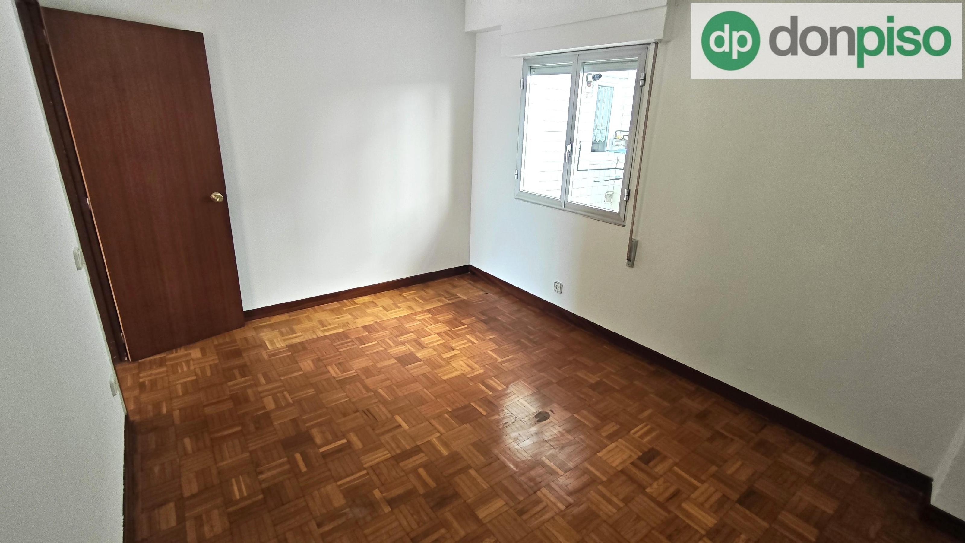 Imagen 15 Piso en venta en Santander / A 10 minutos del Ayuntamiento 