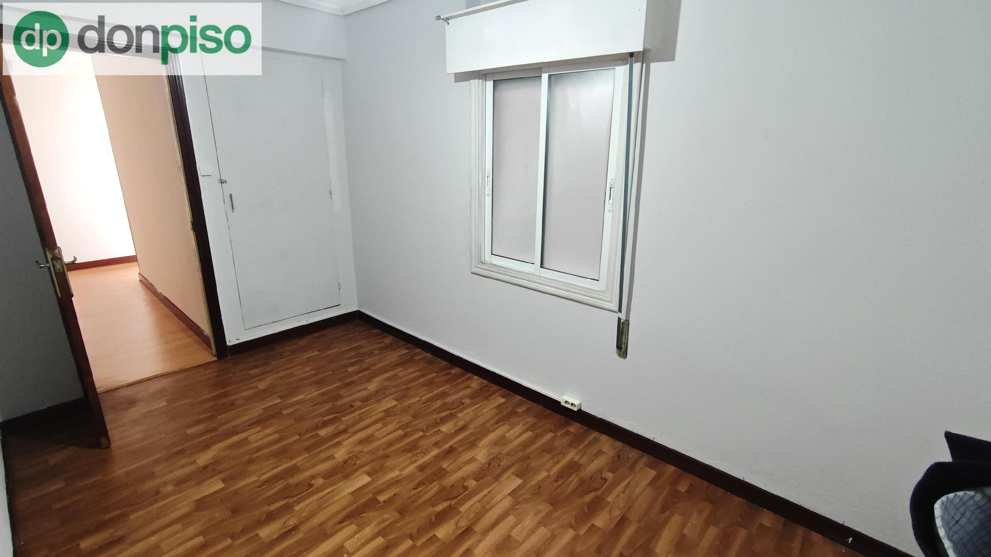Imagen 12 Piso en venta en Santander / Cerca del Parque de la Marga
