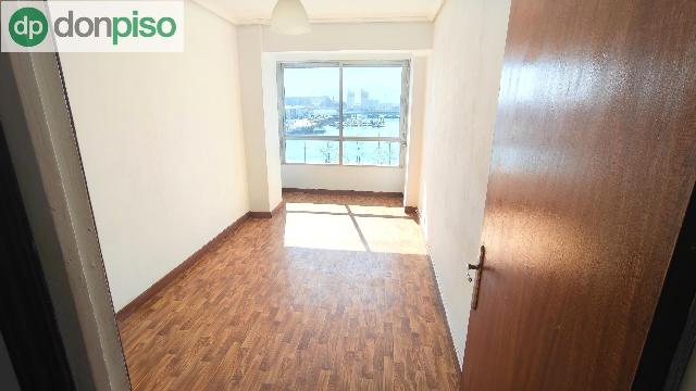 Imagen 8 Inmueble 301769 - Piso en venta en Santander / Cerca del Parque de la Marga