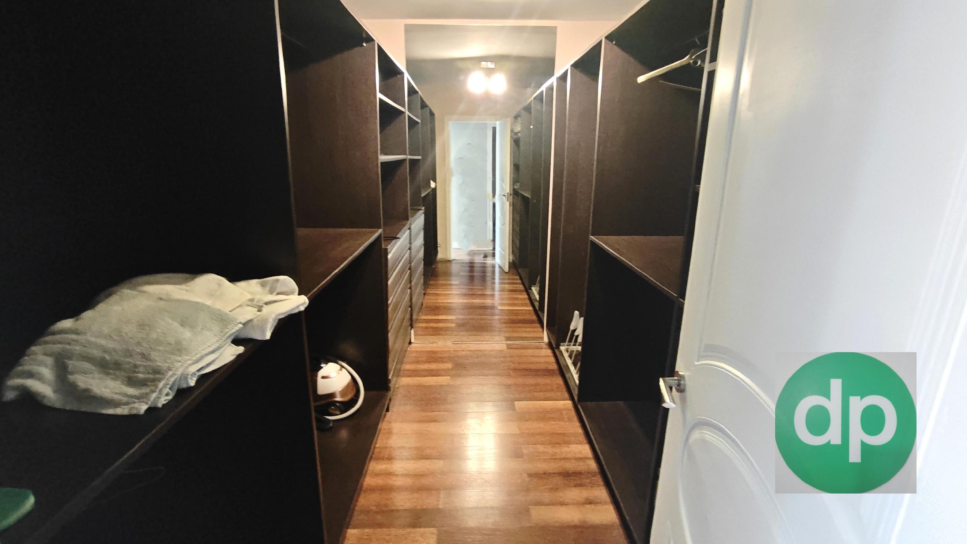 Imagen 22 Casa en venta en Pozuelo De Alarcón / Pozuelo de Alarcón 