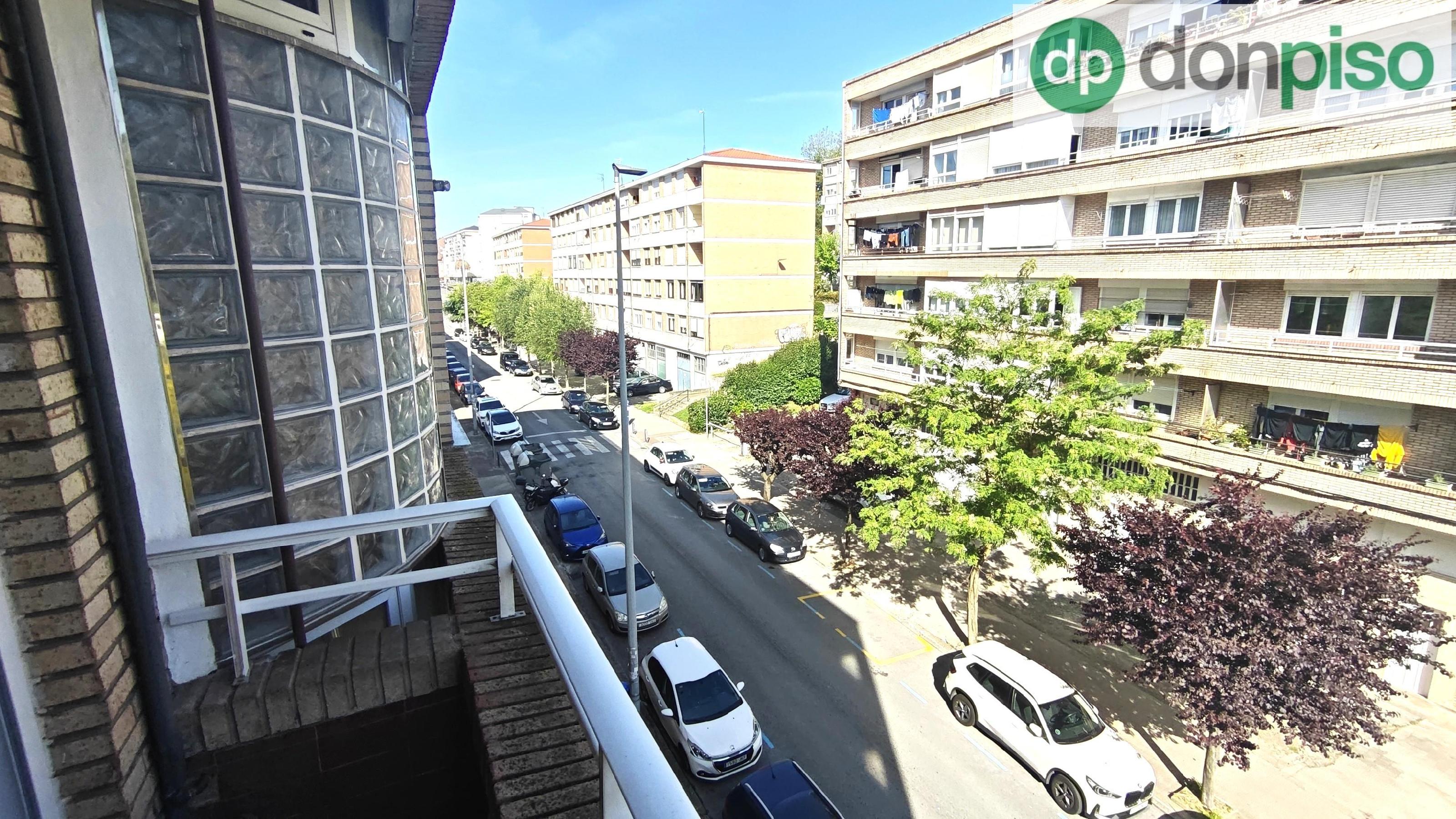 Imagen 22 Piso en venta en Santander / Cerca del Parque Altamira 