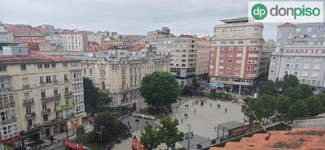 Imagen 1 Inmueble 303967 - Dúplex en venta en Santander / Frente al Ayuntamiento 