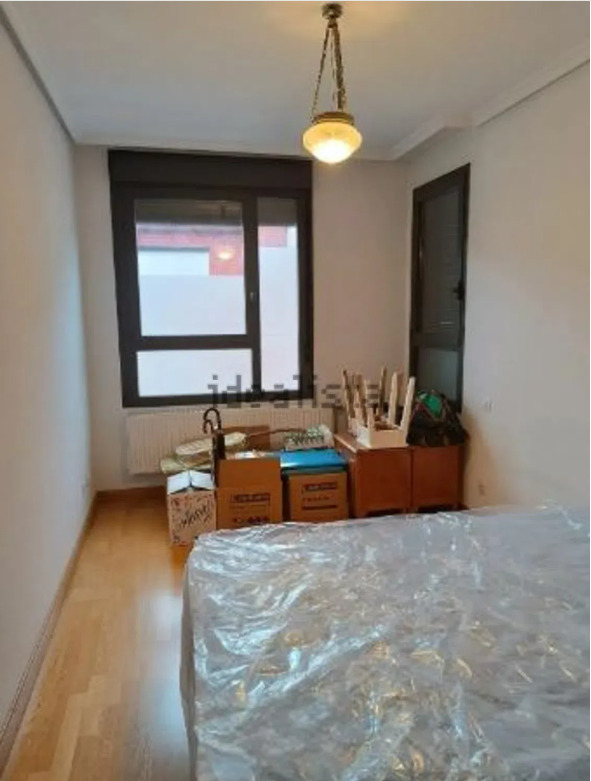 Imagen 2 Piso en venta en Santander / Zona Calle Castilla cerca  de las Estaciones 