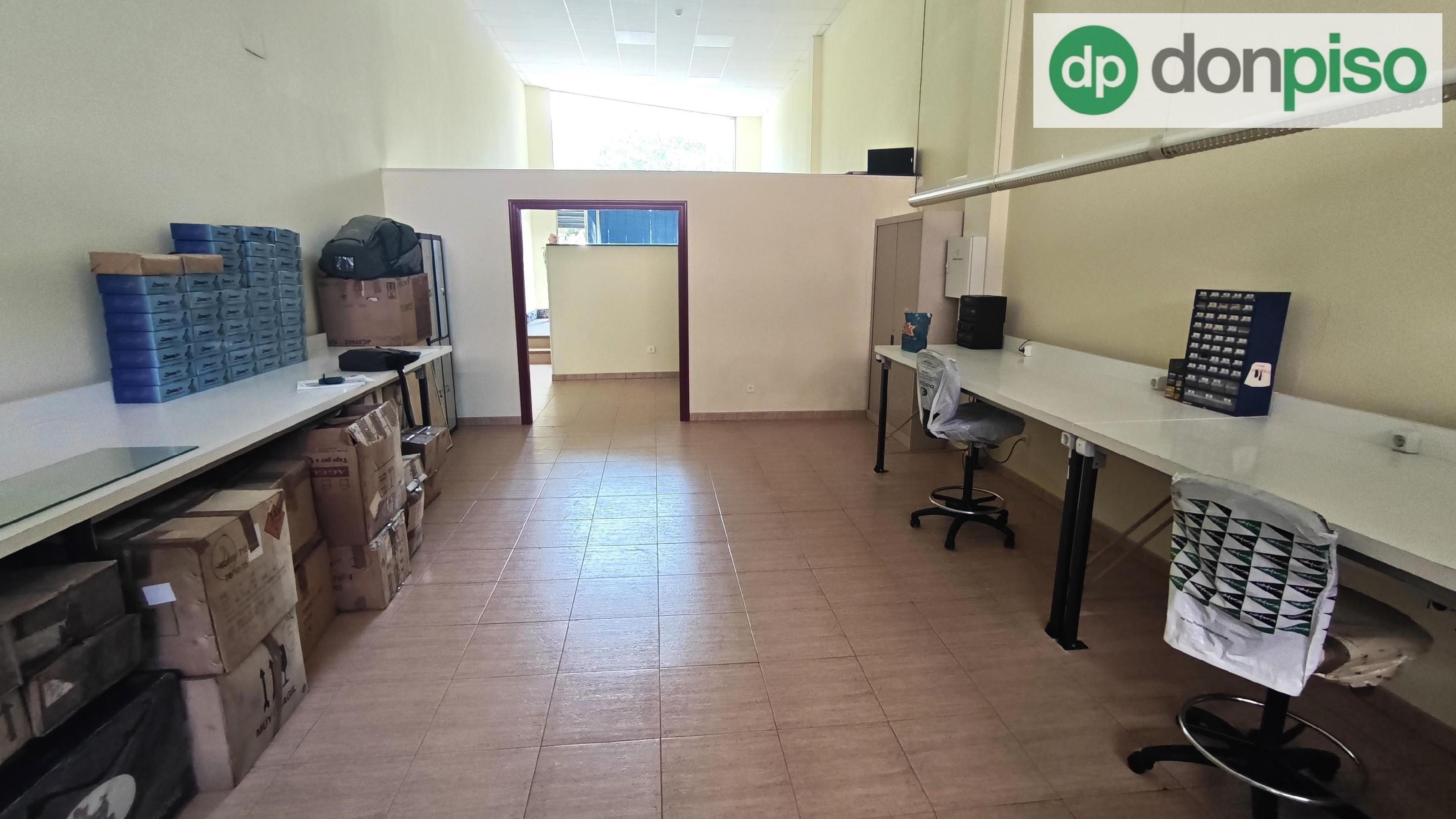 Imagen 7 Local Comercial en venta en Santander / En zona comercial La Albericia 