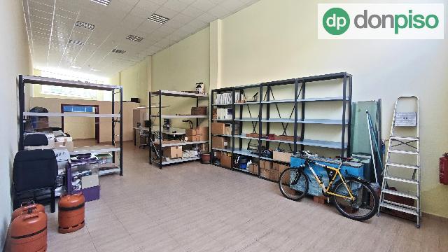 Imagen 11 Inmueble 304627 - Local Comercial en venta en Santander / En zona comercial La Albericia 