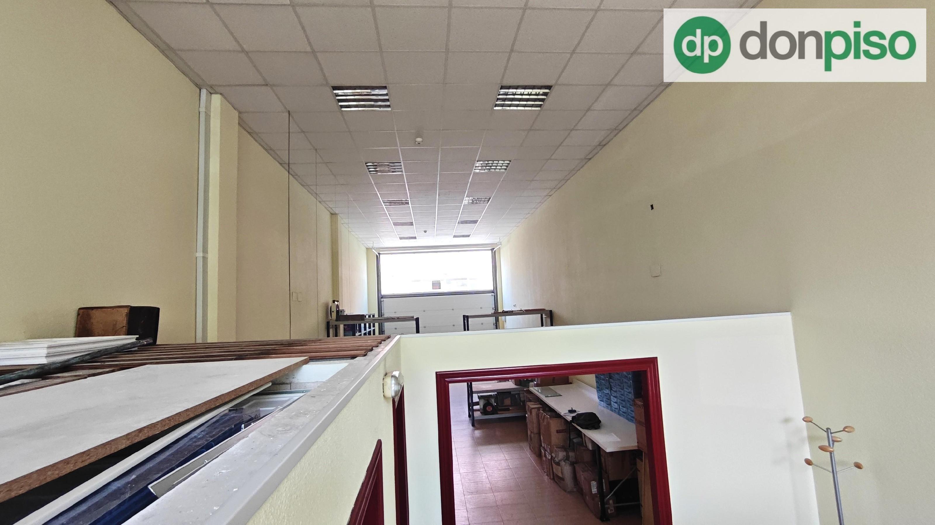 Imagen 10 Local Comercial en venta en Santander / En zona comercial La Albericia 