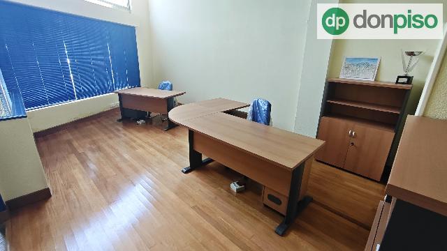 Imagen 3 Inmueble 304627 - Local Comercial en venta en Santander / En zona comercial La Albericia 