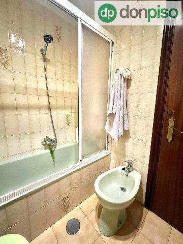 Imagen 16 Inmueble 304759 - Piso en venta en Santander / A pocos metros del Parque de La Marga