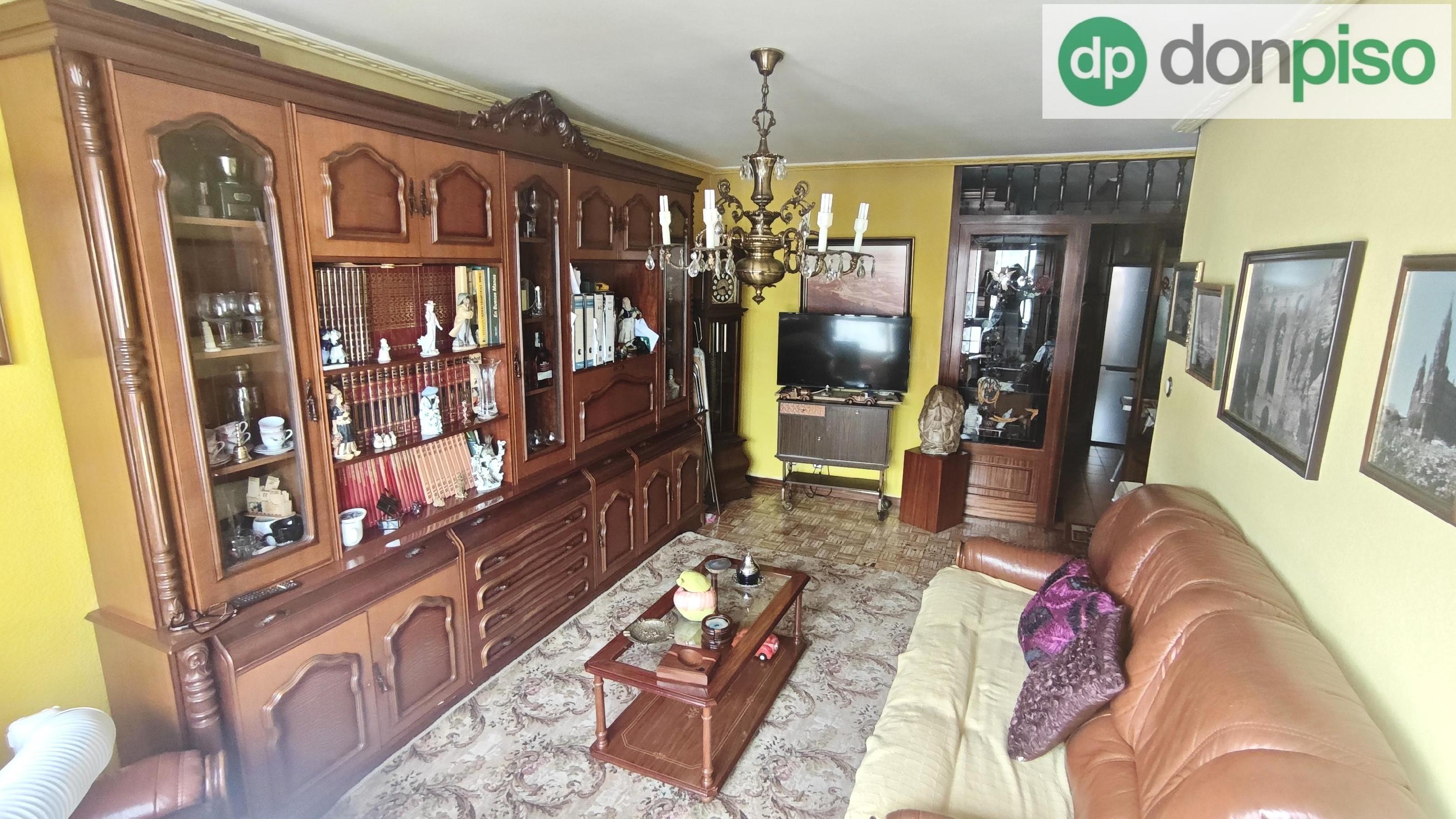 Imagen 2 Piso en venta en Santander / A pocos metros del Parque de La Marga