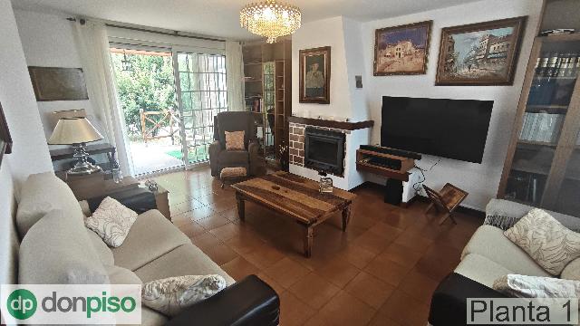 Imagen 2 Inmueble 305125 - Casa en venta en Santa Cruz De Bezana / Vivienda situada en el municipio de Bezana 