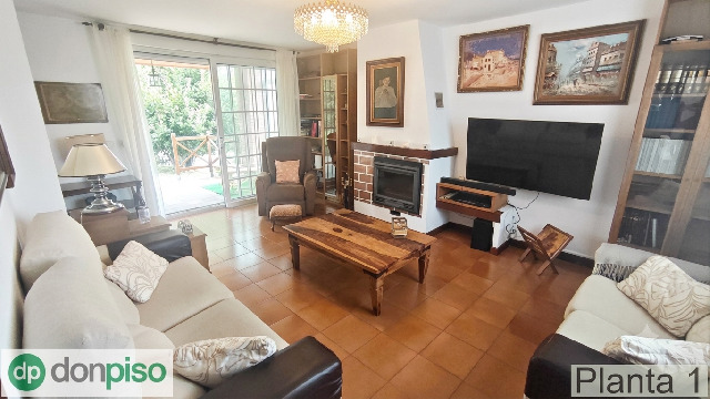 Imagen 2 Inmueble 305125 - Casa en venta en Santa Cruz De Bezana / Vivienda situada en el municipio de Bezana 