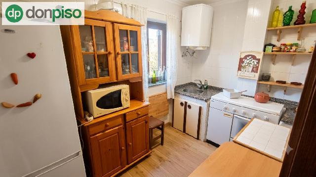 Imagen 12 Inmueble 305215 - Casa en venta en Corrales De Buelna (Los) / Cerca del Campo de Futbol