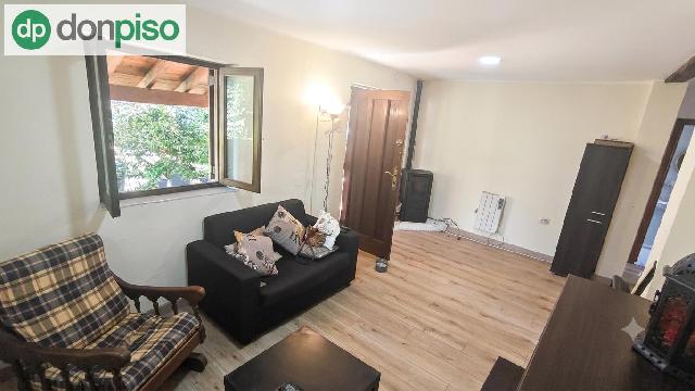 Imagen 3 Inmueble 305215 - Casa en venta en Corrales De Buelna (Los) / Cerca del Campo de Futbol