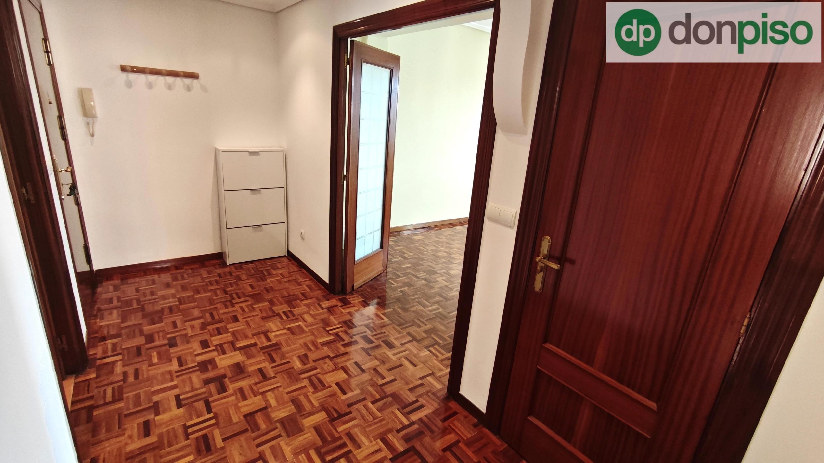 Imagen 18 Piso en venta en Santander / A 5 minutos de la Plaza de Numancia 